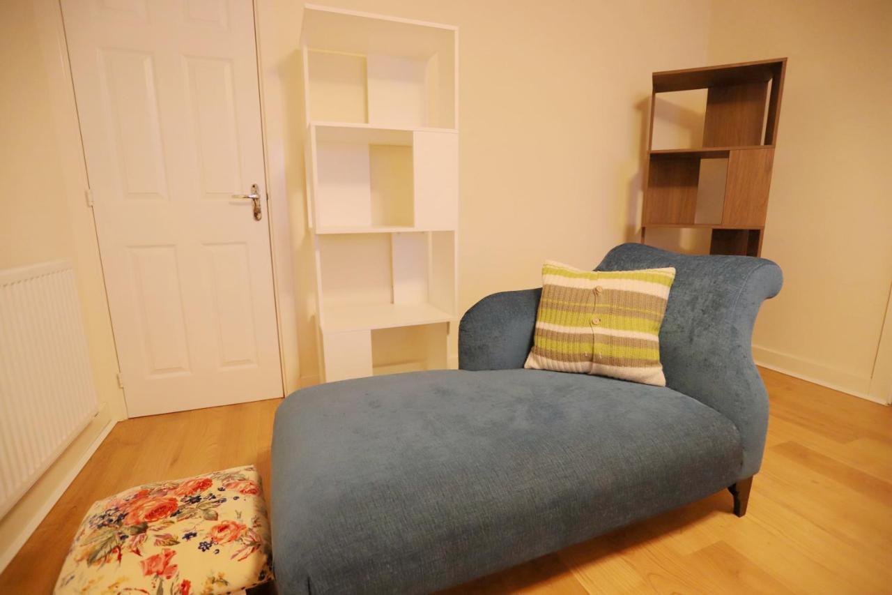 Easytravel Luxury Nec/Airport 3 Beds House Apartment Бирмингам Екстериор снимка